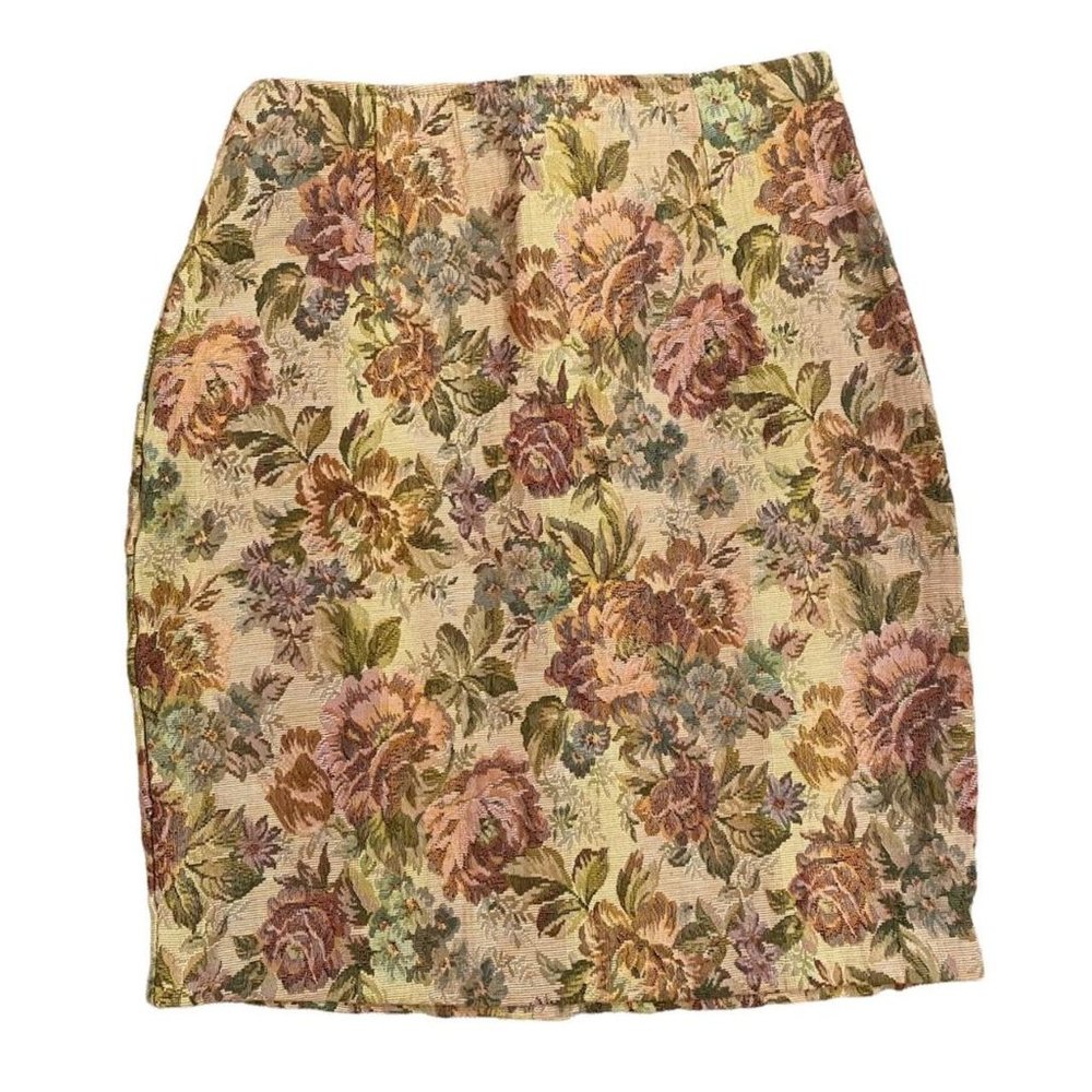 Vintage high waisted curve hugging needle point floral skirt
